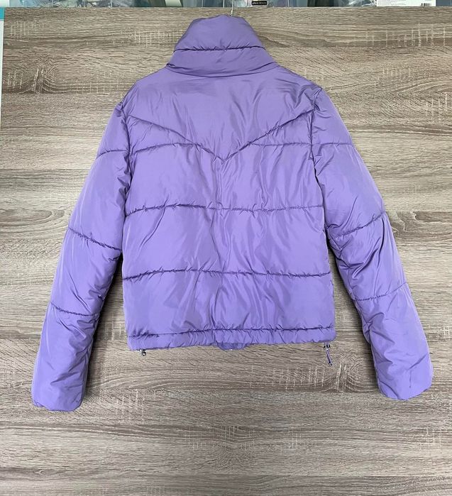 Късо дамско яке - Bershka