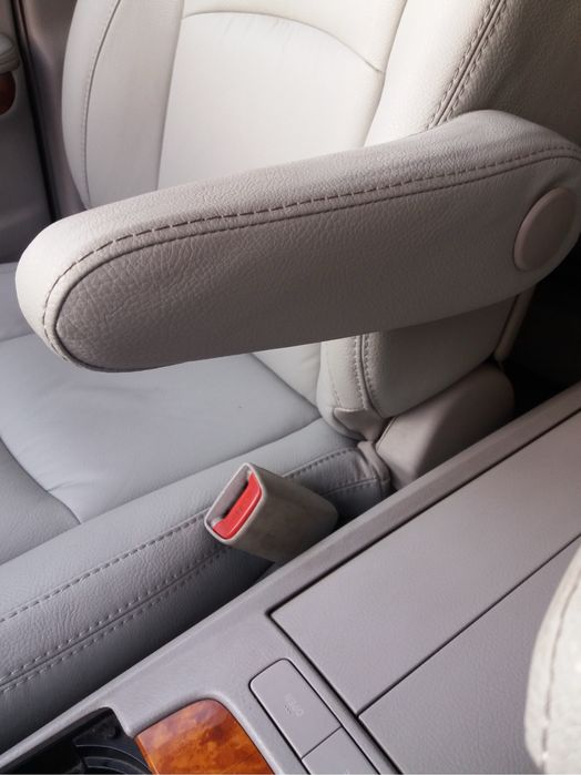 Чехлы на подлокотники Lexus Rx