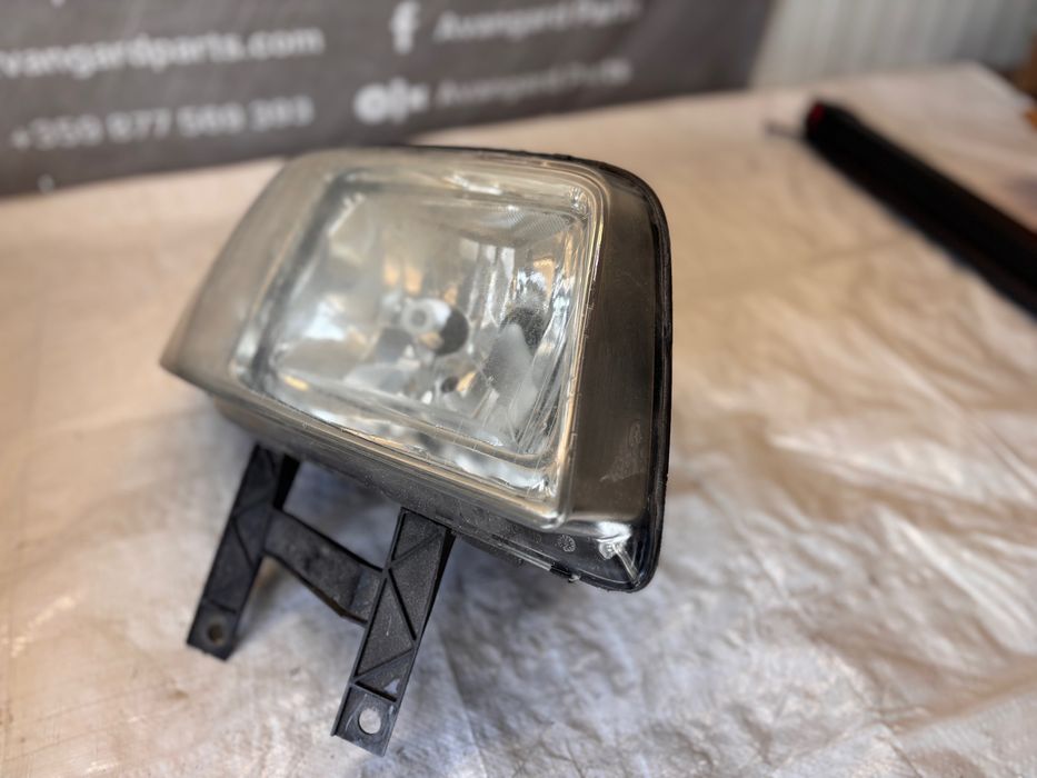 Десен фар Volkswagen T5