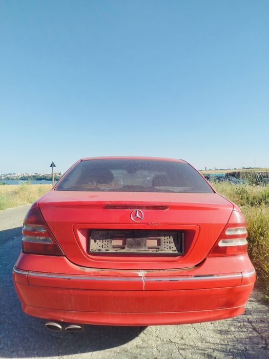 Piese Auto Mercedes C Class C180  W203 2.0 benzina din 2003
