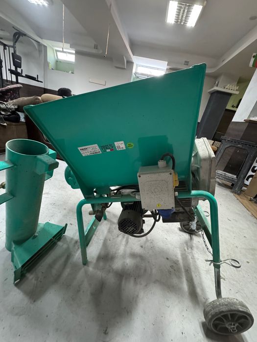 Миксер за смеси spiner 15 на фирмата Imer