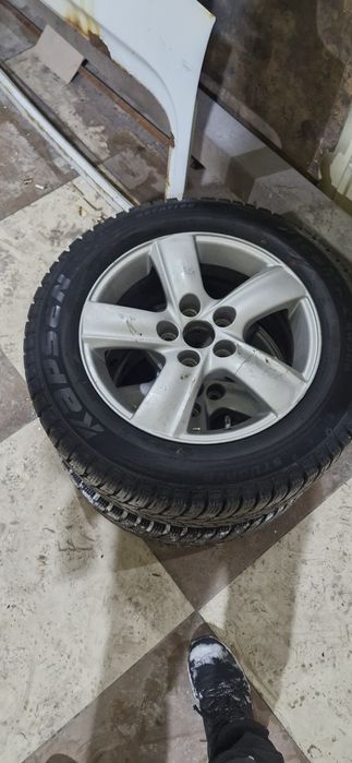 Продам резину на 16