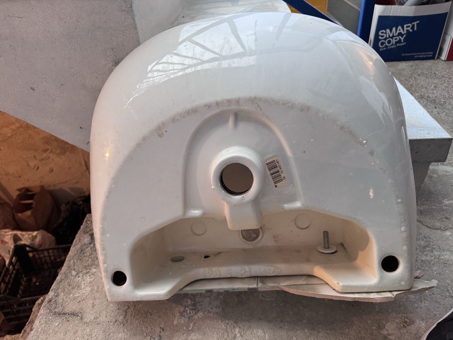 Санитарен порцелан - мивка и моноблок