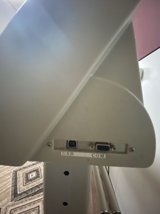 Продам режущий плоттер б/у 1300 мм