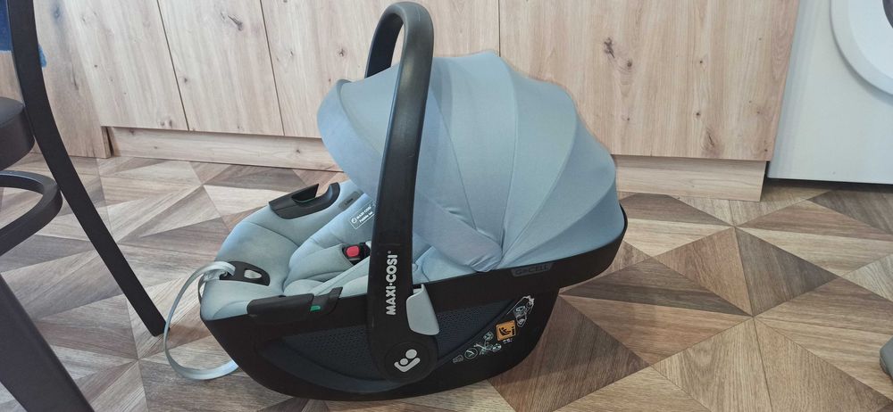 Стол за кола Maxi Cosi Pebble 360