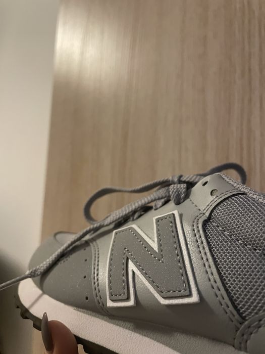 NOI Adidasi New Balance 500 marimea 36