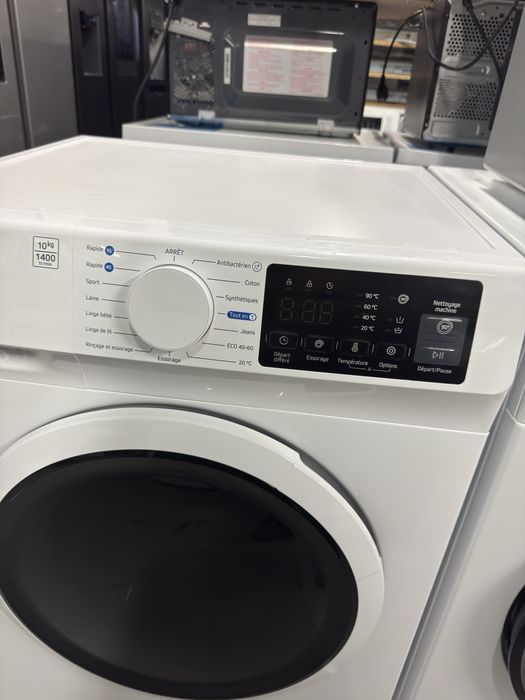 Mașină de spălat rufe 10kg Vedette LFVQ304W