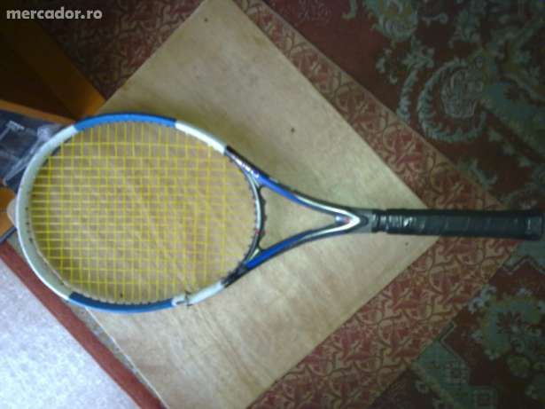 Racheta babulat poze reale