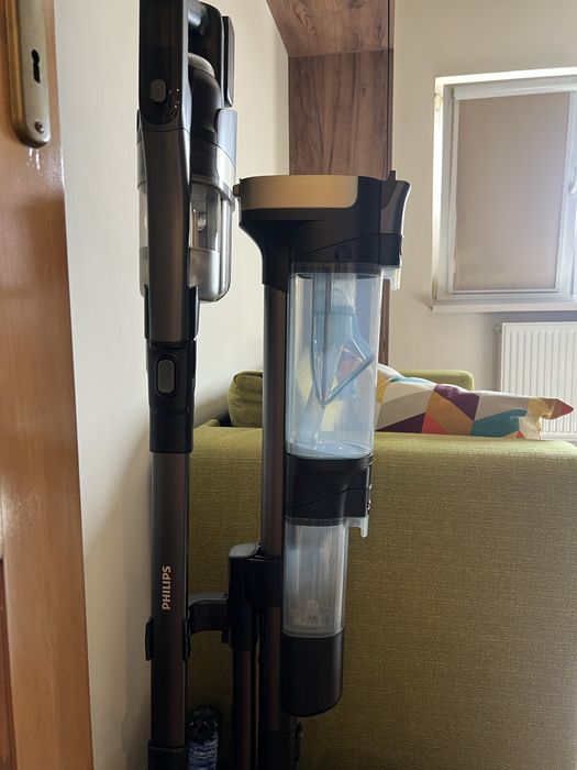Aspirator Philips + mop AquaTrio fara fir