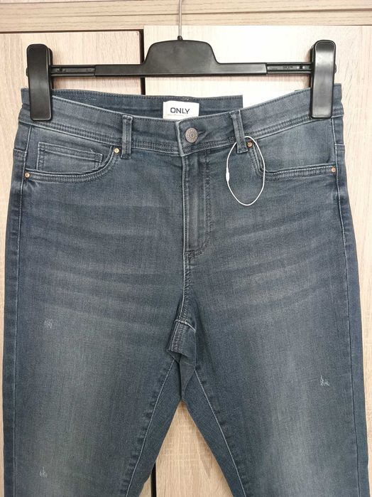 Дънки дамски ONLI  !! Нови !