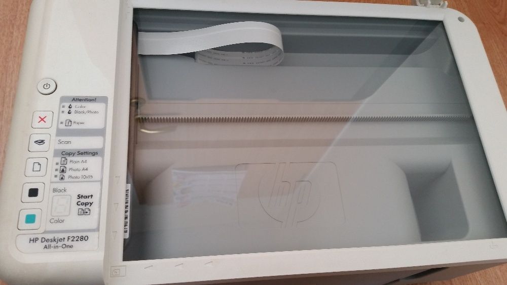 Принтер HP Deskjet F2280 All-in-One