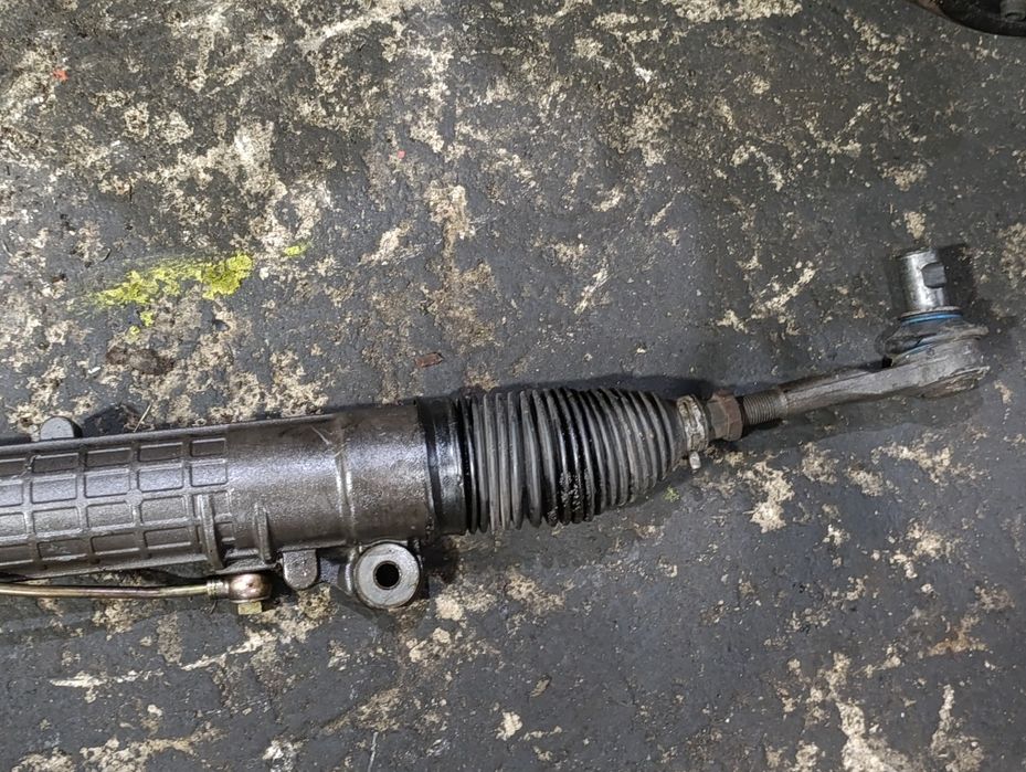 Рейка рулевая на Ауди А8D3 с датчиком