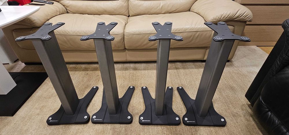 Set standuri originale pentru boxe de raft producator Monitor Audio