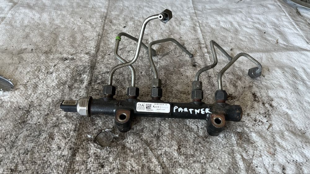 Ford Fiesta 4 1.6 TDCi горивн рейка