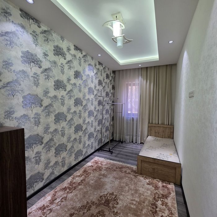 Квартира продаётся Чиланзар 2 квартал 3/1/4 меб тех кирпич ор макро