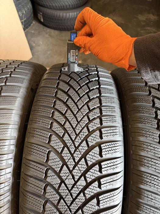 4 anvelope iarna 215/55/18 , Bridgestone , DOT 2023 , 6-8 mm !