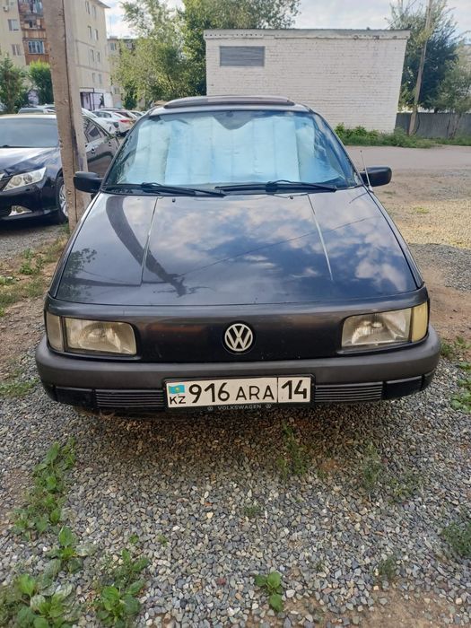 Volkswagen Passat 93 года