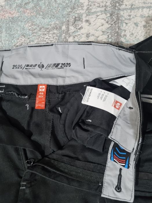 Engelbert  2020 strauss  46