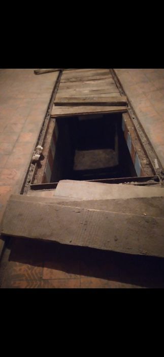 Гараж крытый, В Самале.