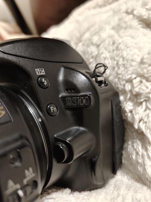 Nikon d3100 подарок+флешка