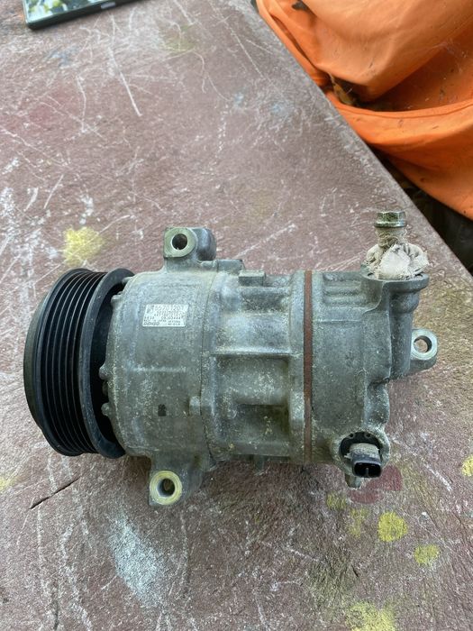Компресор  климатик  за фиат