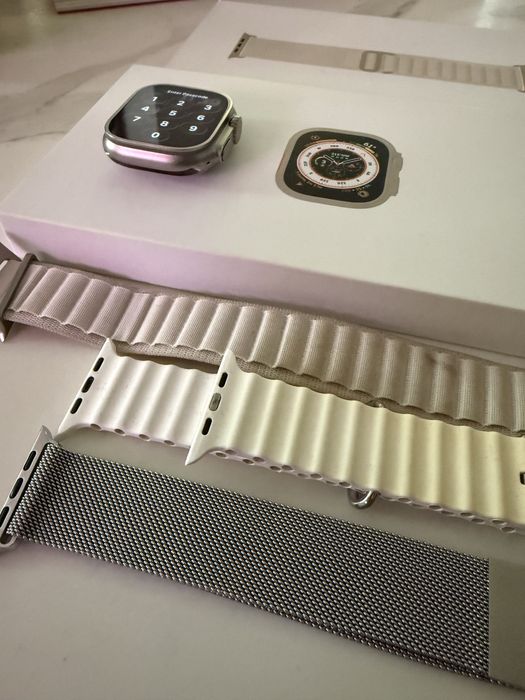 Vand Apple Watch Ultra 49mm, GPS, baterie 96%, Titanium