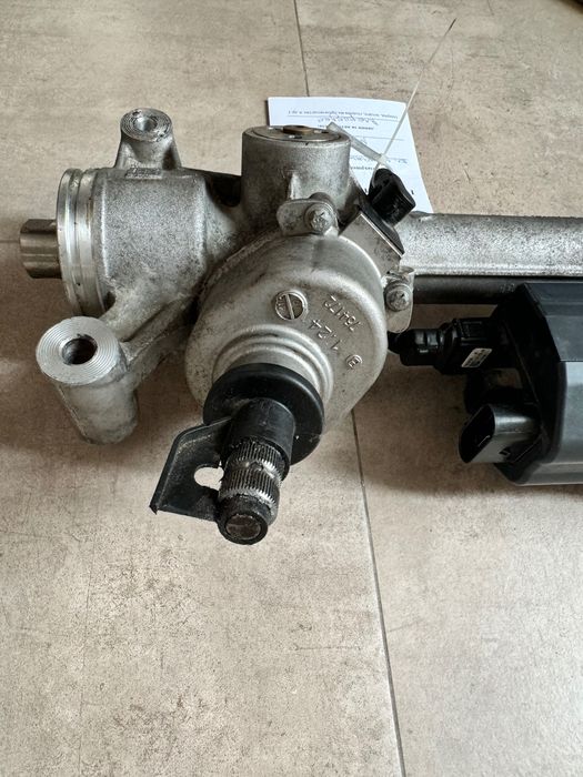 Електрическа кормилна рейка за Mercedes W 213 е клас