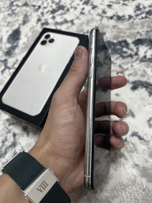 Продам Iphone 11PRO MAX 256gb