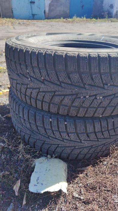 Продам резину зимняя на Делике стояла