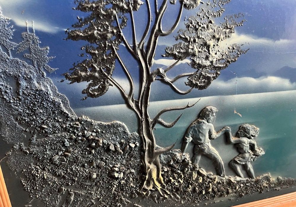 Tablou deosebit in relief
