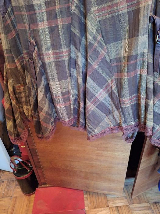 Fusta cu buzunare de piele 44.