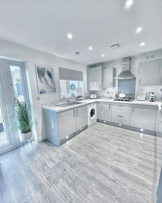 Quruq yer sotiladi bolnadgan