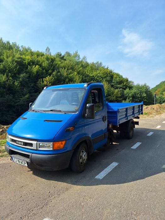 Vând iveco daily basculabil cu macara 35c13