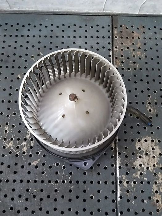 Aeroterma ventilator habitaclu mitsubishi outlander 1 drf8434012g