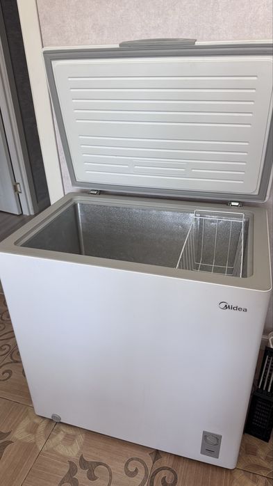Продам б/у морозильник