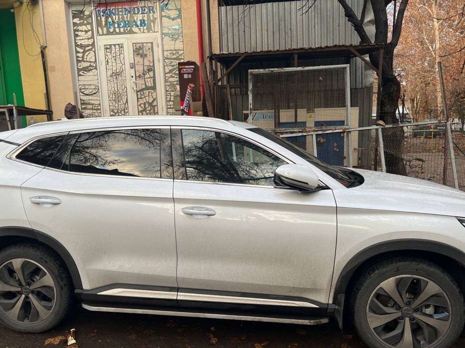 BYD Song + gibrid sotiladi