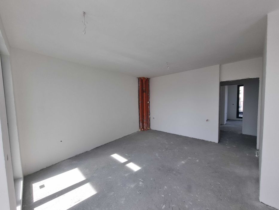 Продава се Тристаен апартамент в Благоевград, Широк център - 116 кв.м за 550 €/кв.м - Снимка #2