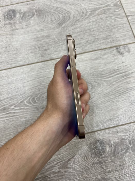Iphone 16 pro max 95 % yomkst