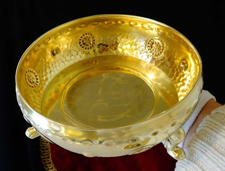 Бронзова кутия за бижута,лъвски лапи,стил Луи XVI.