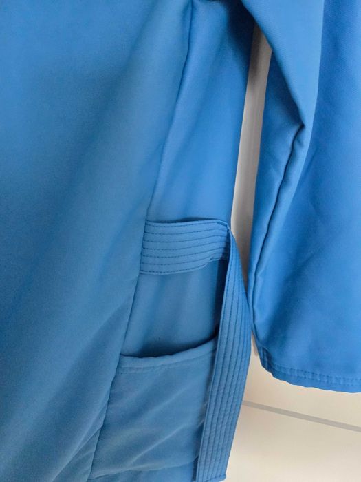 Детски халат Декатлон , за 152см.