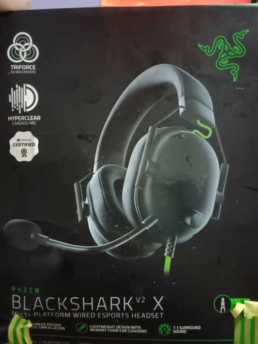 Razer casti blackshark 
S