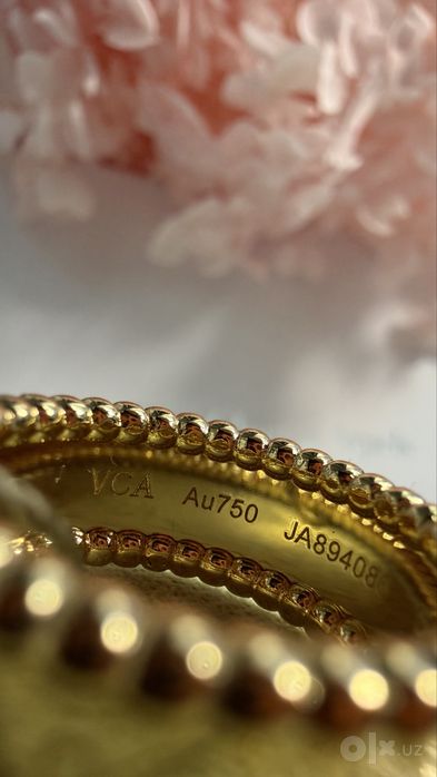 Кольцо Van Cleef & Arpels V-Gold