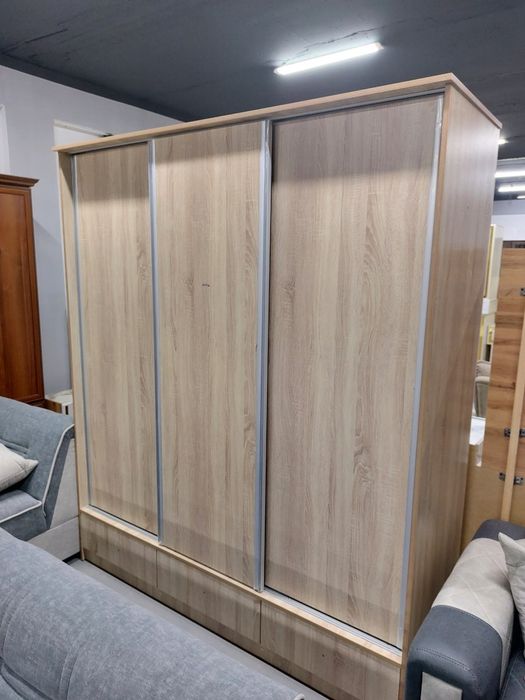 Мебель на заказ Шкаф купе и бистро