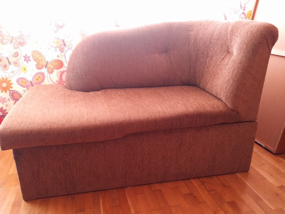 Ъглов диван-спалня и ракла