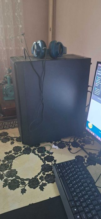 Gaming Kompyuter Sotiladi