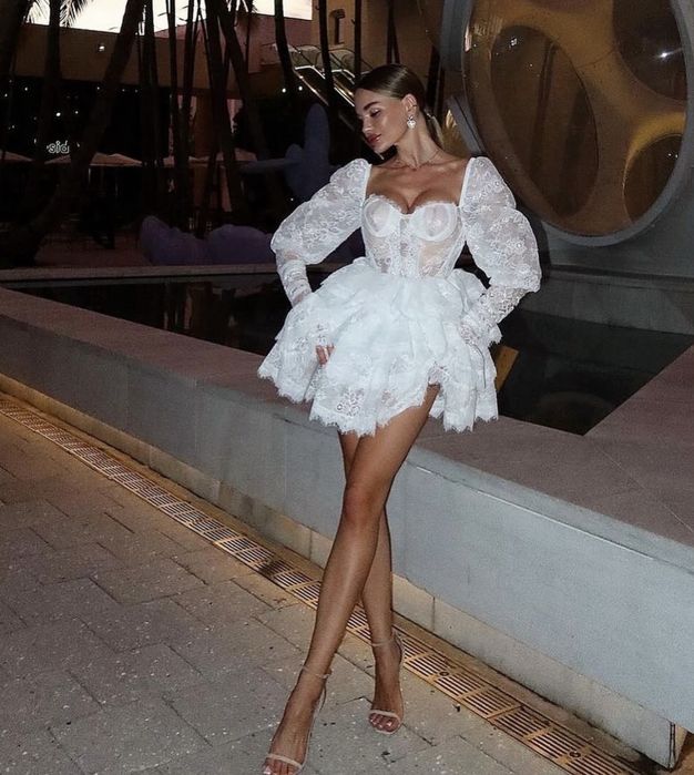 Уникална дантелена рокля