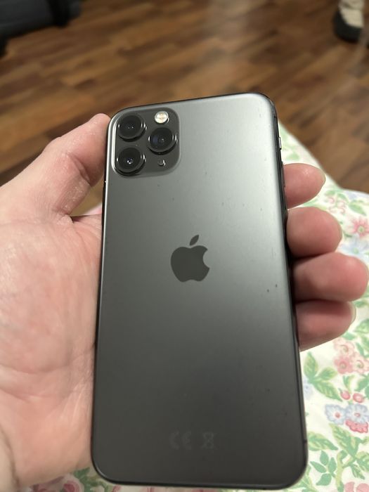 iPhone 11 Pro 256 GB 100% sănătate baterie