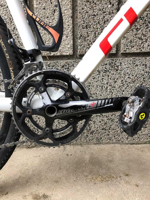 Cube - алуминий гравел