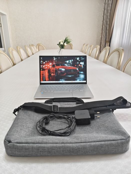 Продам ноутбук Asus Vivobook 14