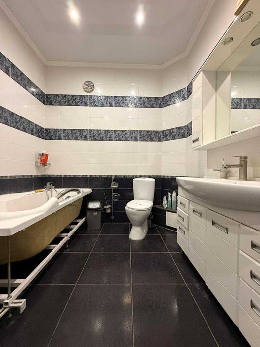 3 ка 154 кв метра за 51500млн